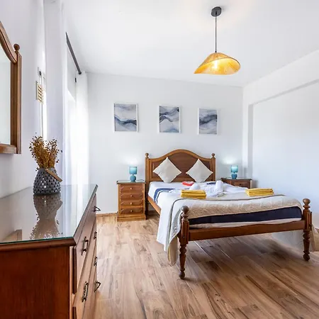 Sky Blue Haven - Portimao, Algarve Портіман